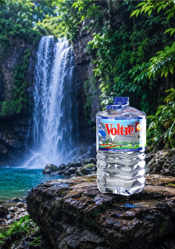 Bouteille d'eau minérale 5 L